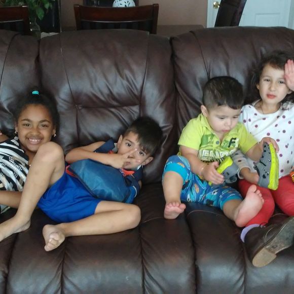 Meet your Posher, Luisa - Picture 1 of 1